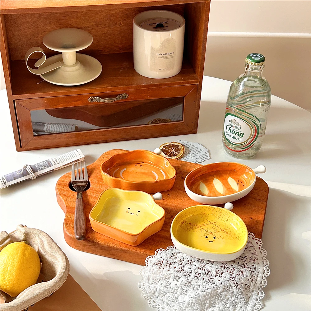 Piatto in ceramica a forma di  - Sauce Dipping Cup recensione e prezzo
